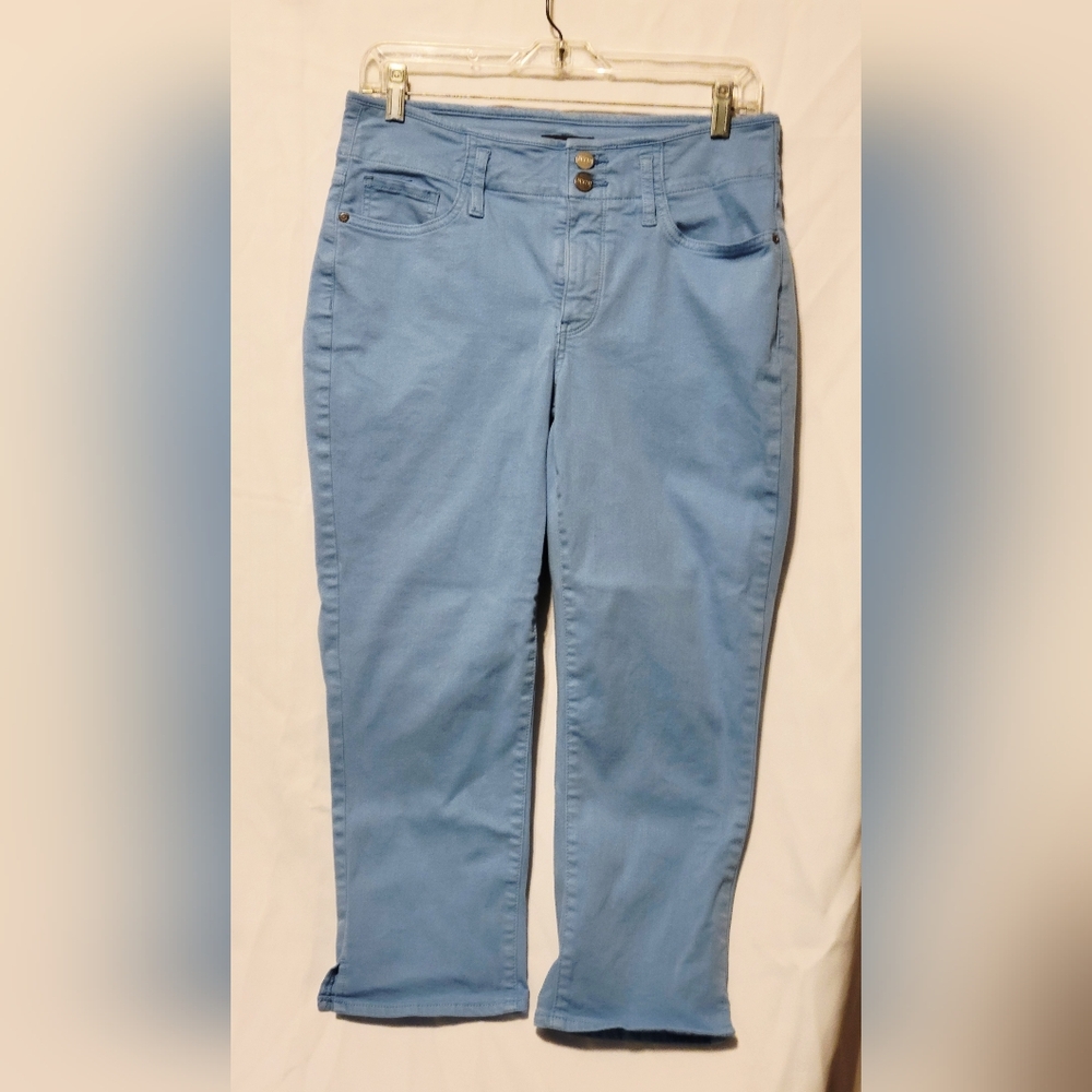 🖤NMDJ Sz 6 Not My Daughters Jeans Women's Light Blue Cropped Capri Lift X Tuck